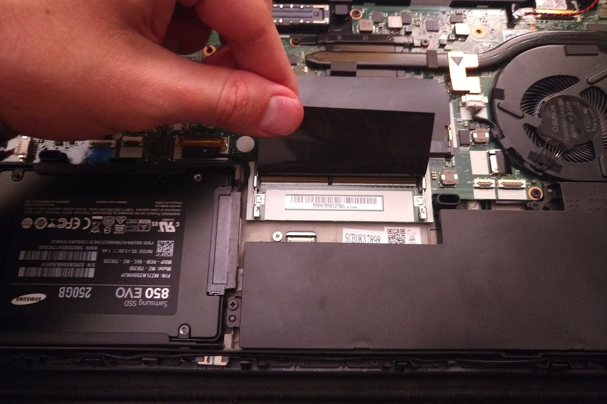 T470 Ram Slot