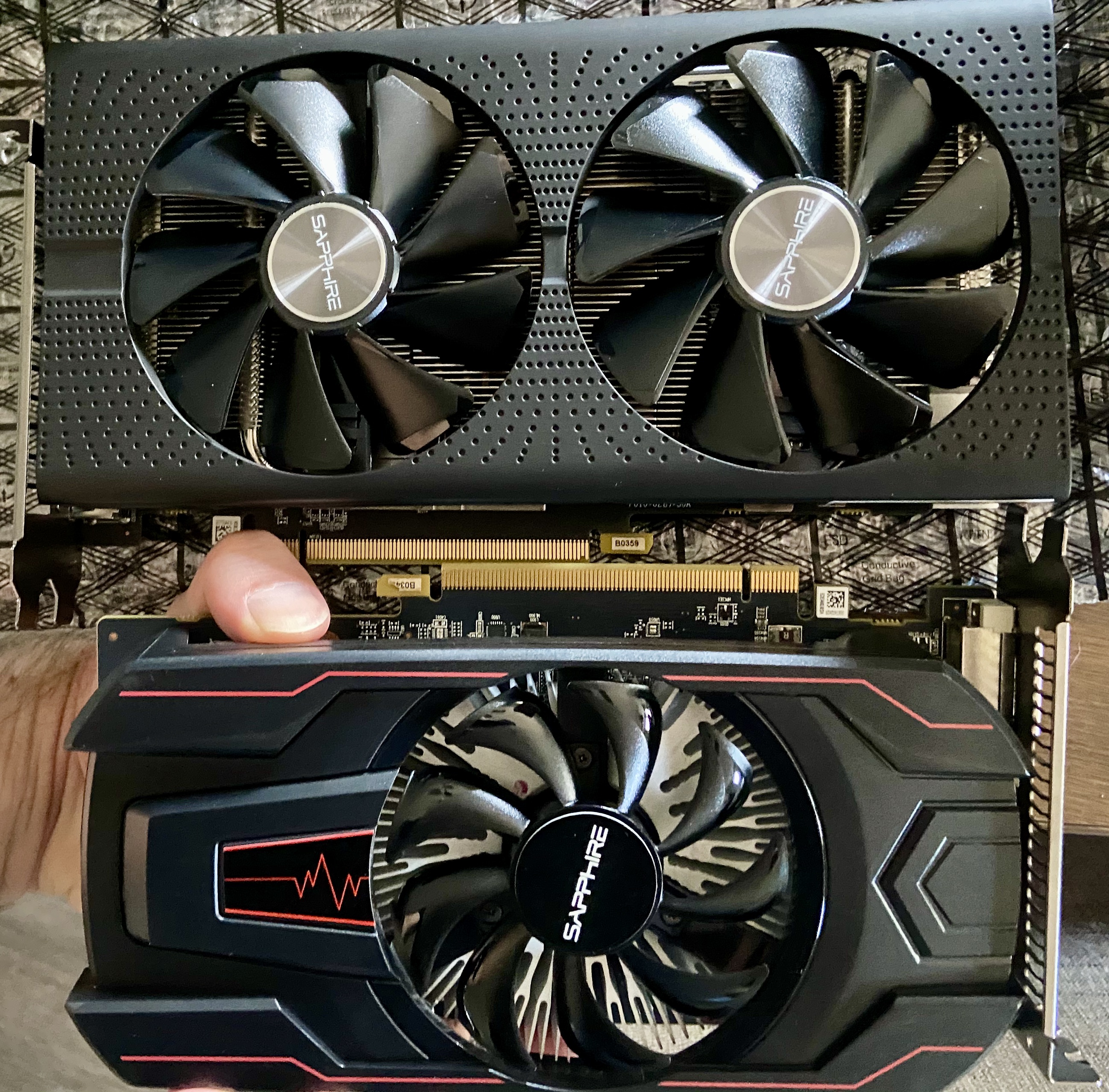 The rx560 and 580 side-by-side